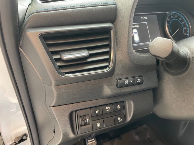 2018 NISSAN LEAF - 13