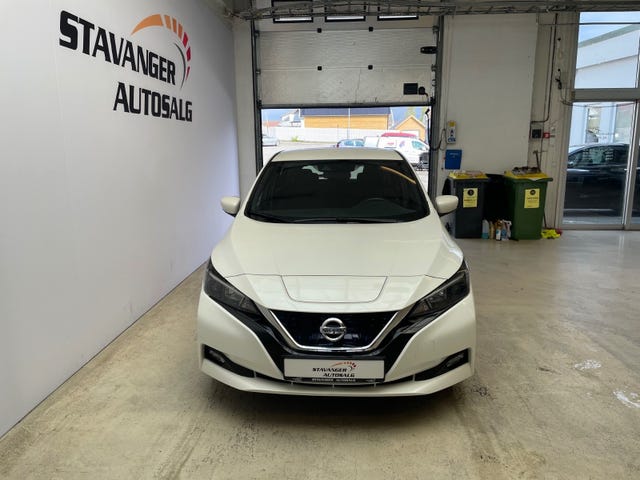 SJNFAAZE1U0025180 2018 NISSAN LEAF-2