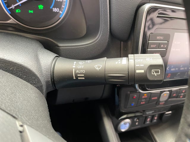 2018 NISSAN LEAF - 20