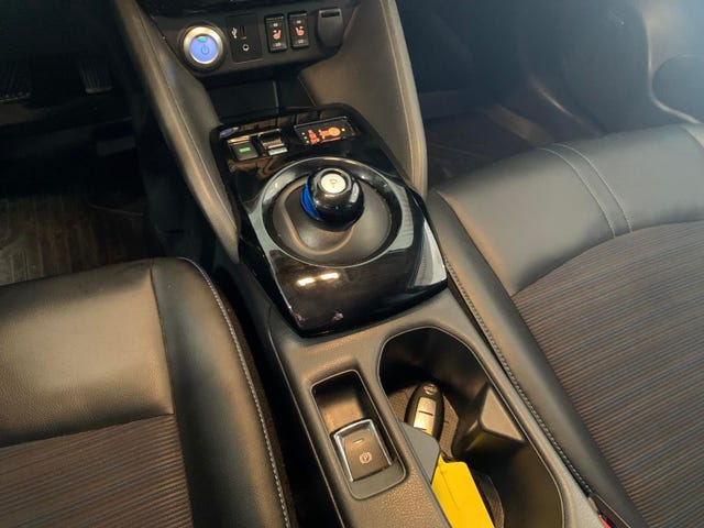 2018 NISSAN LEAF - 14
