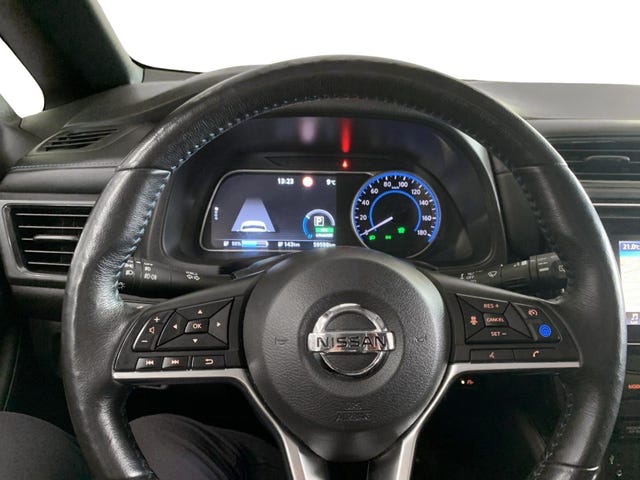 2018 NISSAN LEAF - 9