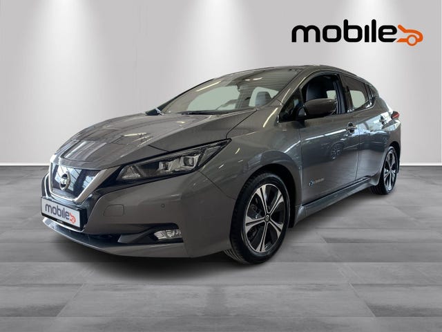 2018 NISSAN LEAF - 18