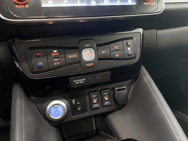 2018 NISSAN LEAF - 15