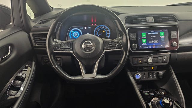2021 NISSAN LEAF - 17