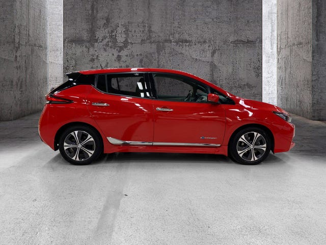 SJNFAAZE1U0038654 2018 NISSAN LEAF-3