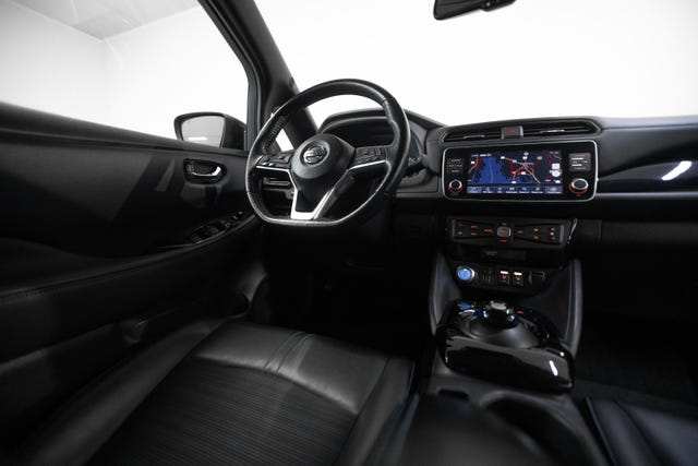 2021 NISSAN LEAF - 12