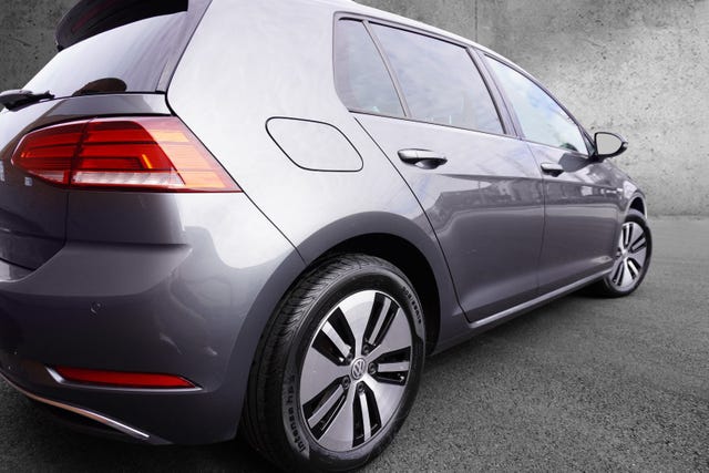 2019 VOLKSWAGEN GOLF - 9