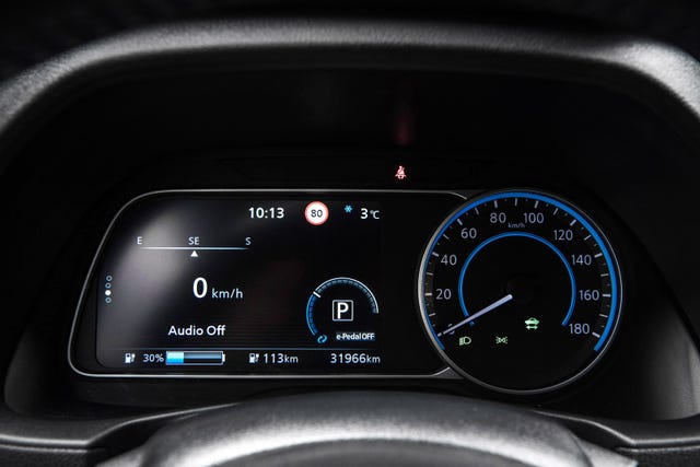 2021 NISSAN LEAF - 17