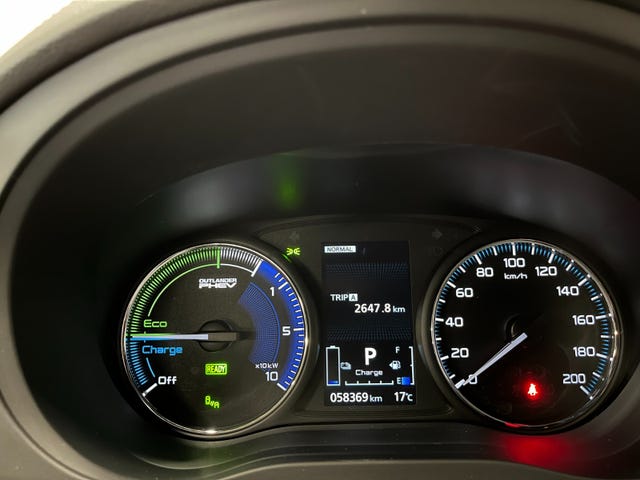 2020 MITSUBISHI OUTLANDER - 11