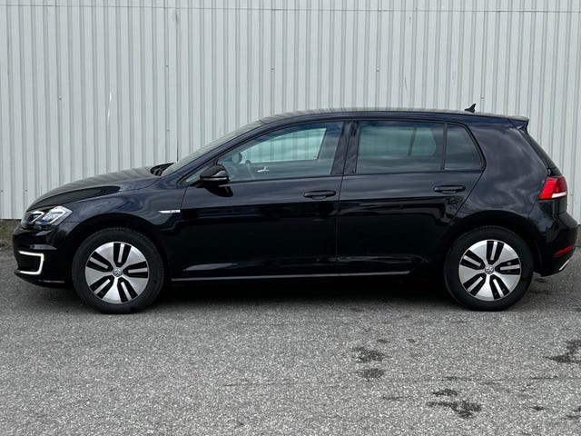 WVWZZZAUZJW909812 2018 VOLKSWAGEN GOLF-4
