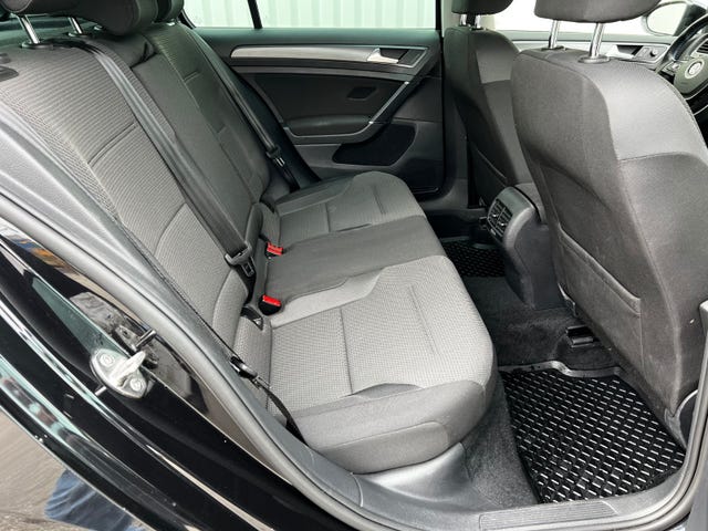 2018 VOLKSWAGEN GOLF - 14