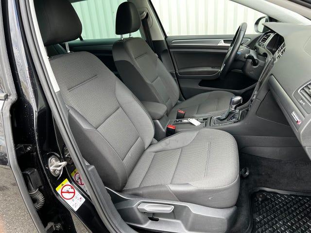 2018 VOLKSWAGEN GOLF - 10