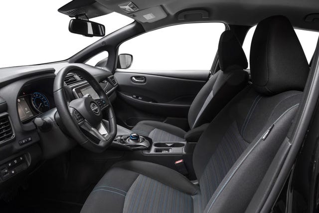 2022 NISSAN LEAF - 8