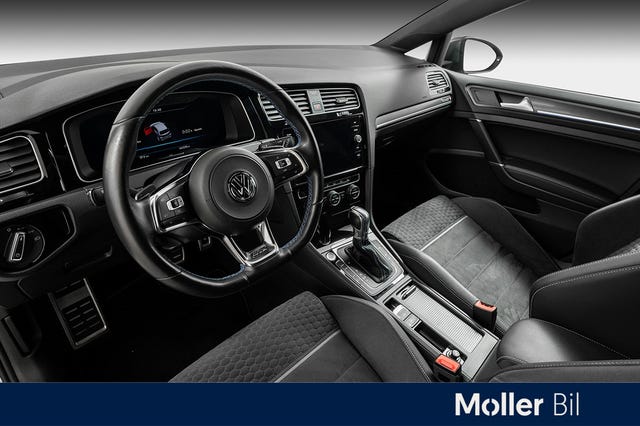 2019 VOLKSWAGEN GOLF - 16