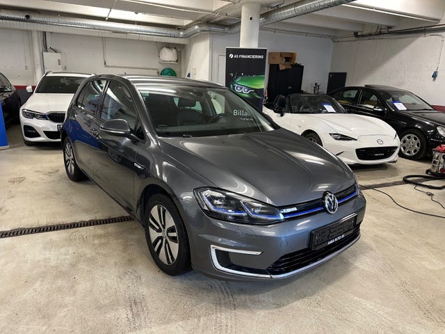 WVWZZZAUZJ8901409 2018 VOLKSWAGEN GOLF-2
