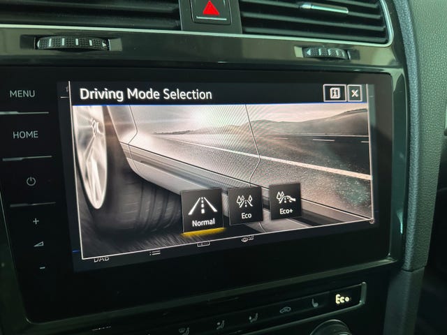 2018 VOLKSWAGEN GOLF - 23