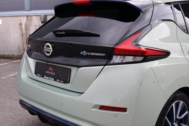 2018 NISSAN LEAF - 13