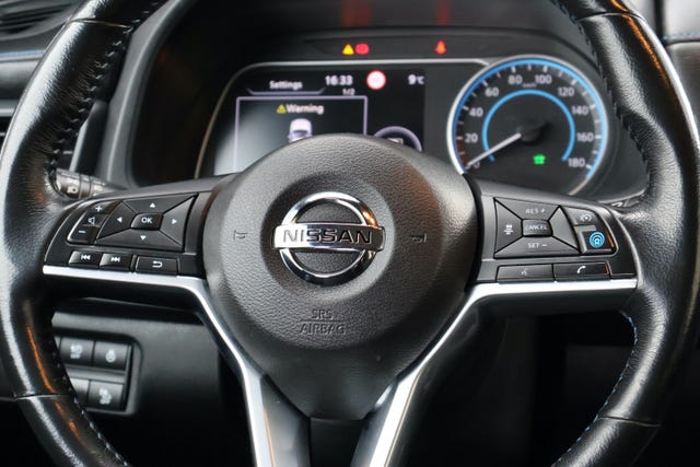 2018 NISSAN LEAF - 25