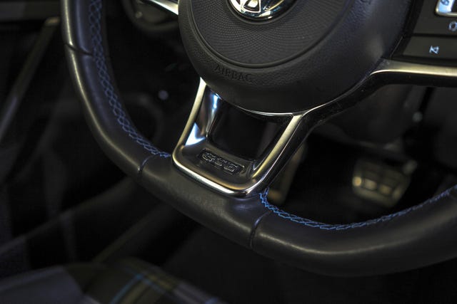 2018 VOLKSWAGEN GOLF - 21