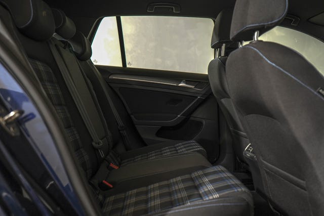 2018 VOLKSWAGEN GOLF - 10