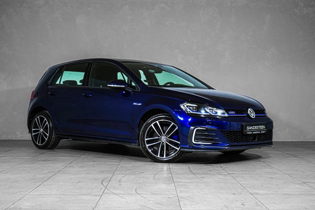 WVWZZZAUZJW801612 2018 VOLKSWAGEN GOLF-1
