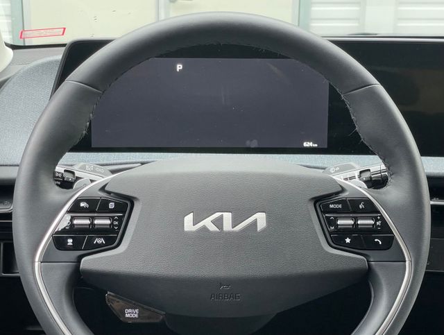 2022 KIA EV6 - 16