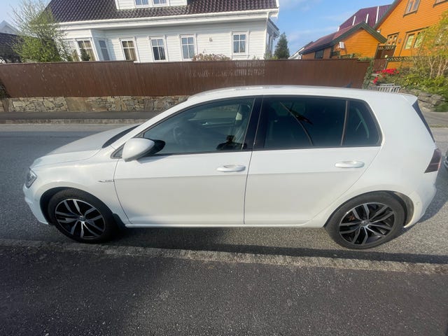 WVWZZZAUZK8903224 2019 VOLKSWAGEN GOLF-1