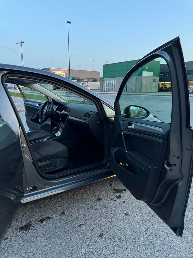 2019 VOLKSWAGEN GOLF - 20
