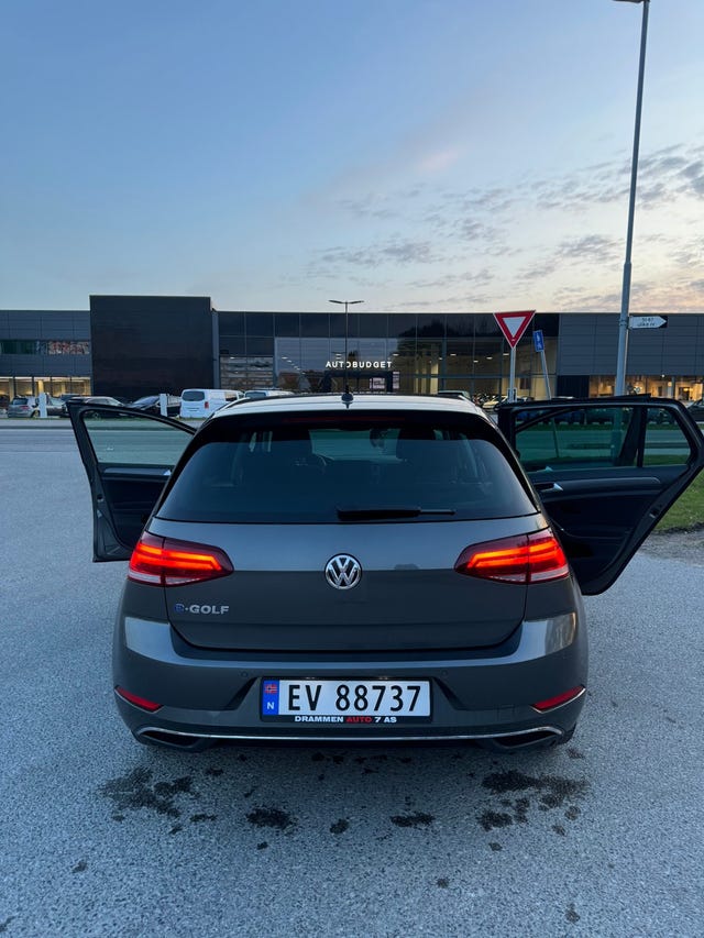 WVWZZZAUZK8913003 2019 VOLKSWAGEN GOLF-2