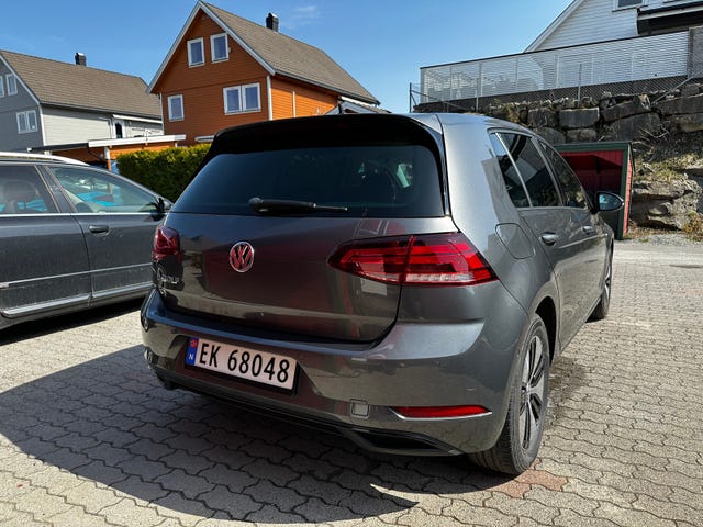 WVWZZZAUZJW906371 2018 VOLKSWAGEN GOLF-3