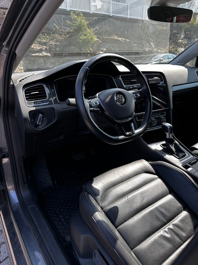 2018 VOLKSWAGEN GOLF - 14