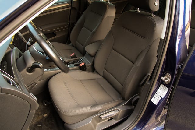 2019 VOLKSWAGEN GOLF - 11