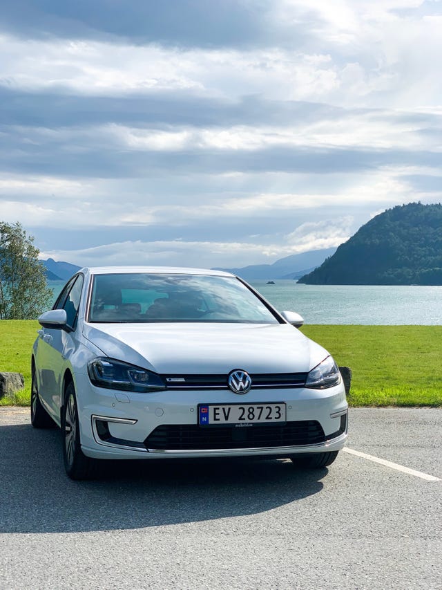 WVWZZZAUZKW901755 2019 VOLKSWAGEN GOLF-0