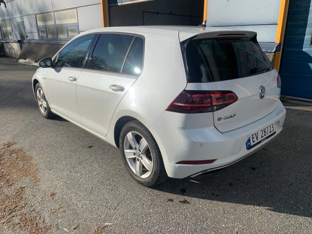WVWZZZAUZKW901755 2019 VOLKSWAGEN GOLF-4