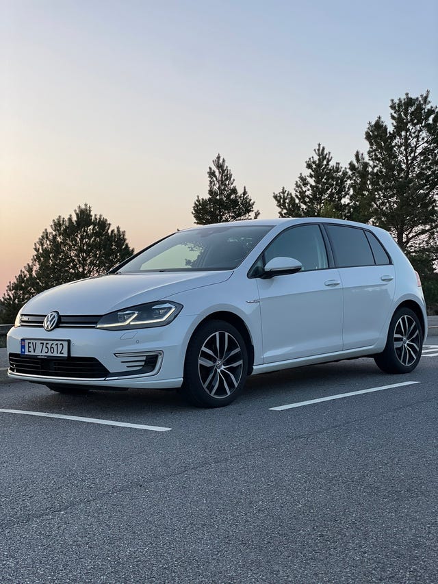 WVWZZZAUZK8912176 2019 VOLKSWAGEN GOLF-0
