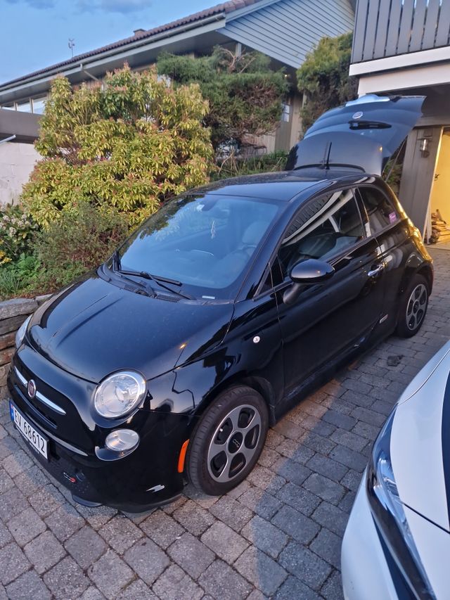 3C3CFFGE8GT142257 2016 FIAT 500-1