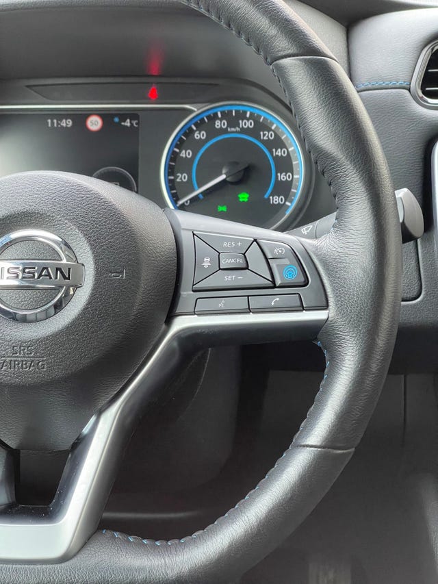 2022 NISSAN LEAF - 14