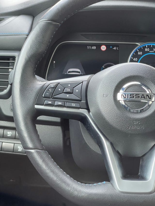 2022 NISSAN LEAF - 15