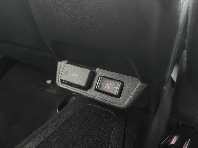 2022 NISSAN LEAF - 22