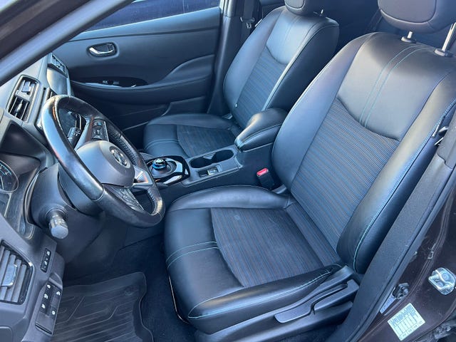 2018 NISSAN LEAF - 10