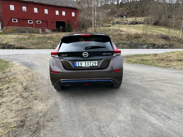 SJNFAAZE1U0038190 2018 NISSAN LEAF-5