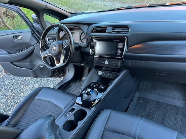 2018 NISSAN LEAF - 9