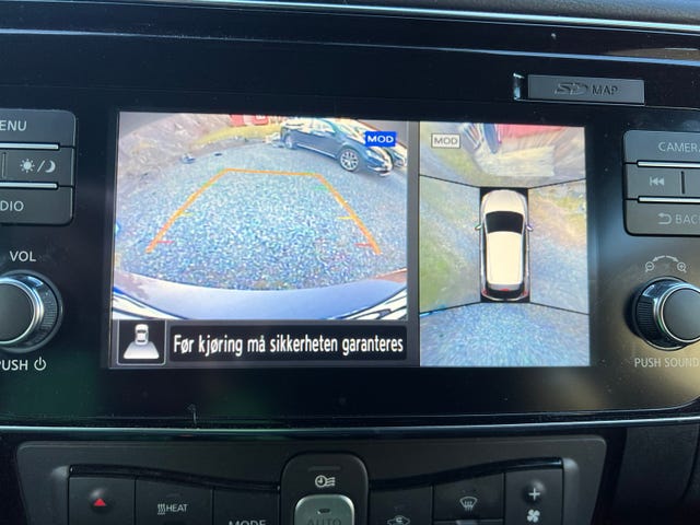 2018 NISSAN LEAF - 17