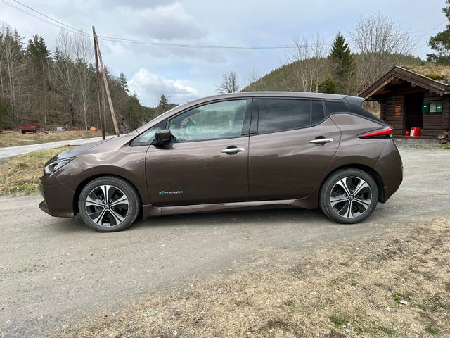 2018 NISSAN LEAF - 8