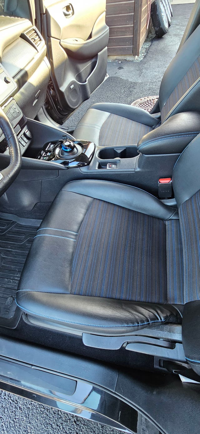 2018 NISSAN LEAF - 8