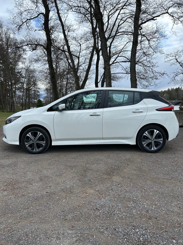 SJNFAAZE1U0153158 2022 NISSAN LEAF-1