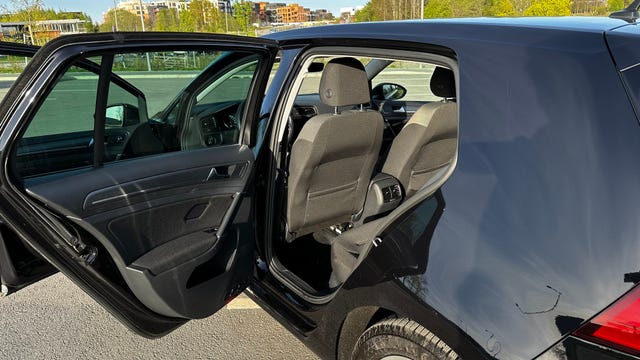 2018 VOLKSWAGEN GOLF - 16