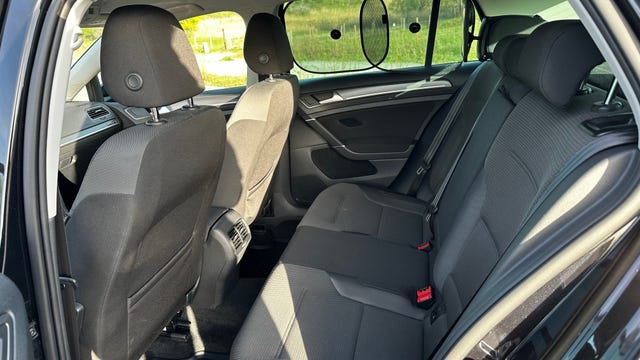 2018 VOLKSWAGEN GOLF - 9