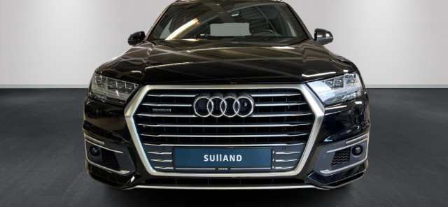 WAUZZZ4M3JD033564 2018 AUDI Q7-4