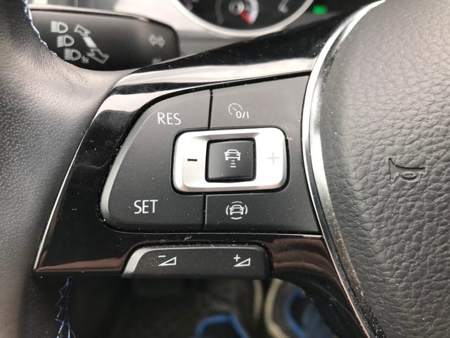 2019 VOLKSWAGEN GOLF - 13